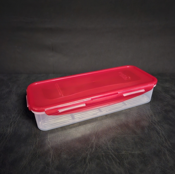 LocknLock Food Storage Containers (Multiple Sizes and Colors) *NEW - Picture 4 of 14